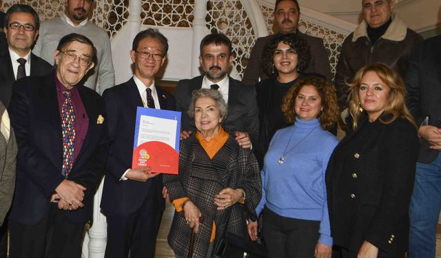 AKK, diplomatik temaslarına bir yenisini daha ekledi