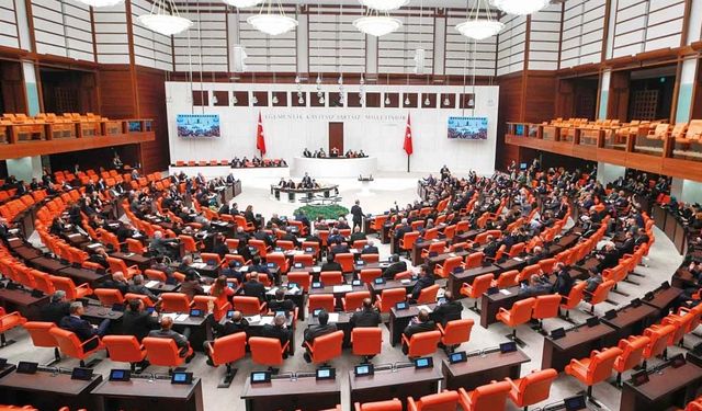TBMM’de disiplin düzenlemesi hazırlığı: Vekillere giriş yasağı da gündemde