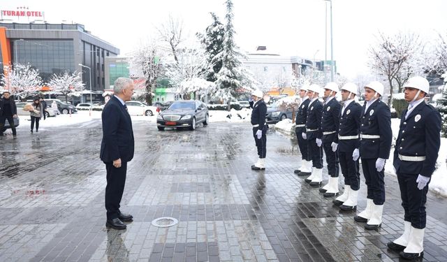 Düzce Valisi "Mehmet Makas" göreve başladı