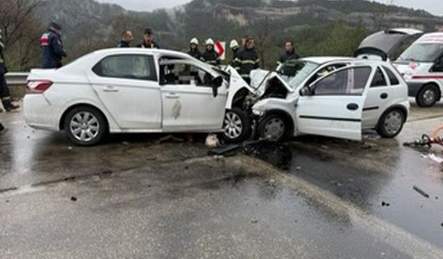 Dereboğazı yolu yine can aldı 7 ölü 5 yaralı