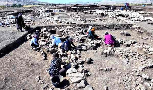 ÇOMÜ, 12 bin yıllık Çayönü kazılarına öncülük ediyor