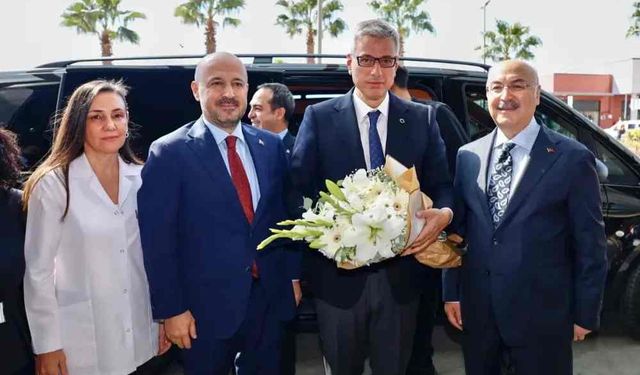 Adana’da Sağlık Değerlendirme toplantısı: Sağlık hizmetlerinin kalitesi artıyor