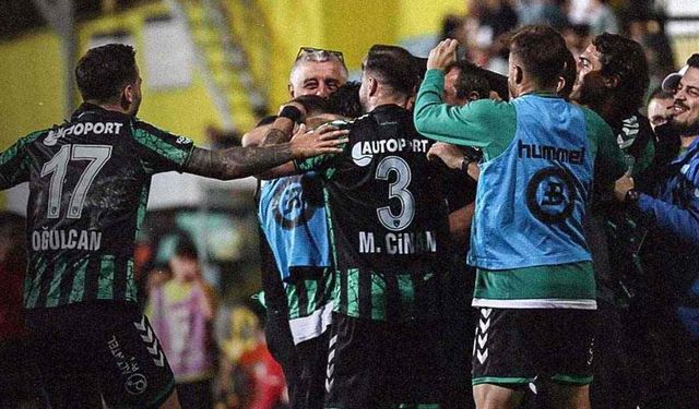 Kocaelispor, İstanbulspor'u 3 golle yendi, Milli araya lider olarak girdi