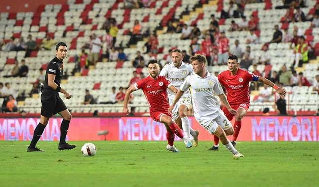 Samsunspor - Onvo Antalyaspor Muhtemel 11'ler