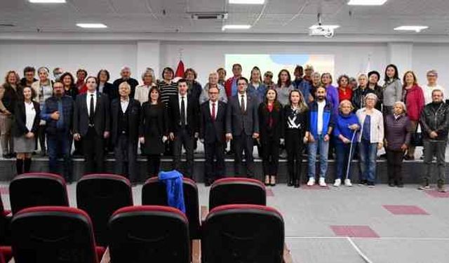 Çomü’de 3. yaş üniversitesi ve hayat okulu açıldı