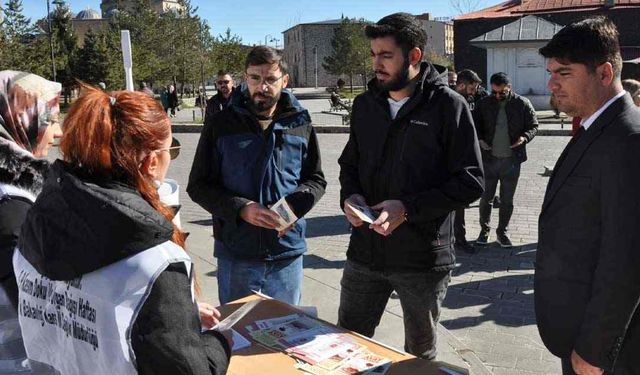 Kars'ta organ bağışı farkındalık standı kuruldu