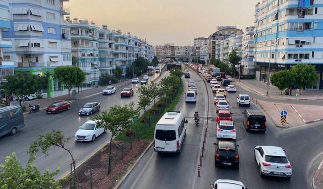 Isparta ve Burdur Antalya’nın görünmeyen arka bahçesi oldu