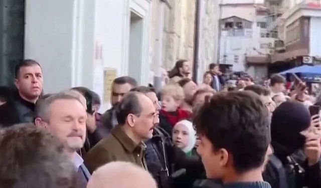 MİT Başkanı İbrahim Kalın’dan Şam’a tarihi ziyaret: Emevi Camii'nde namaz kıldı