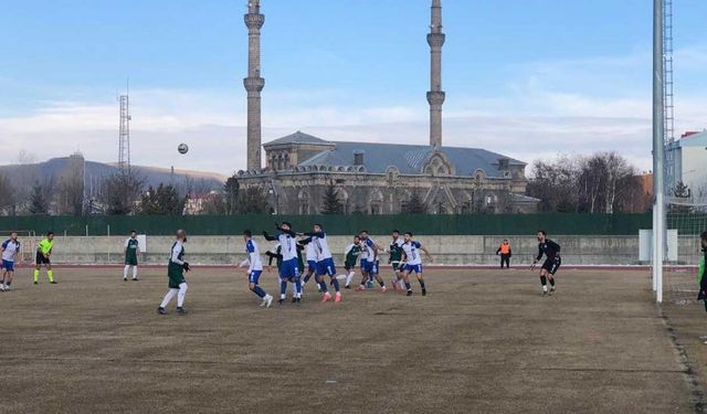 Kars 36 Spor:1 - Rize Özel İdare Spor:1