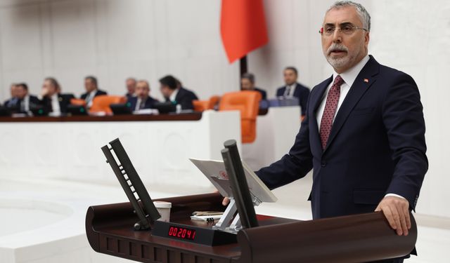 Işıkhan, "Asgari ücreti belirlerken, çalışan, işveren dengesine dikkat edeceğiz"