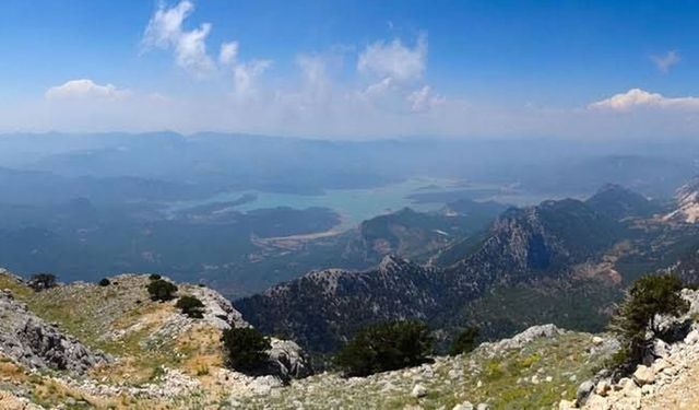 Isparta, Antalya ve Burdur’u aynı anda görme keyfi