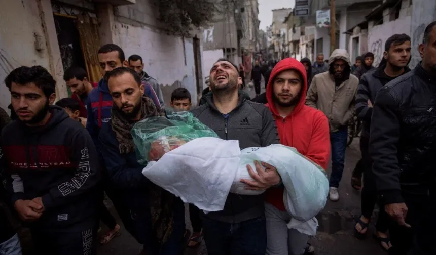Gazze’de can kaybı 62 bin 895’e yükseldi