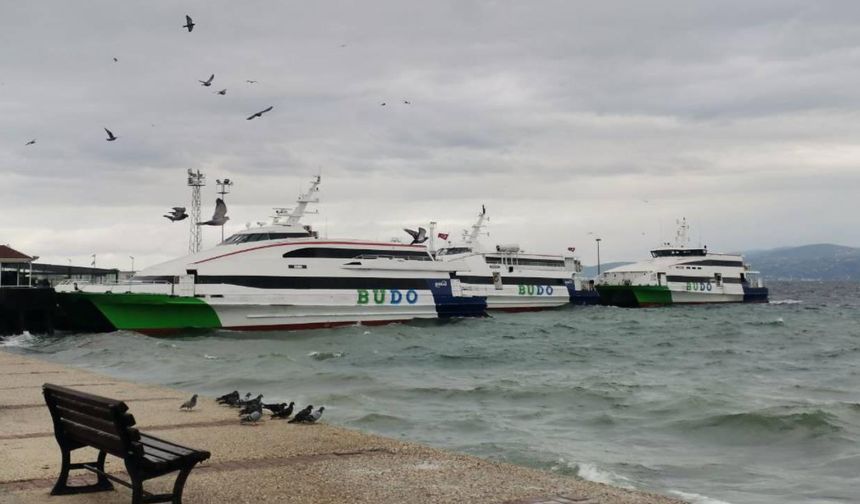 Boğaz’da bir devir kapandı: Arabalı vapur kaldırıldı