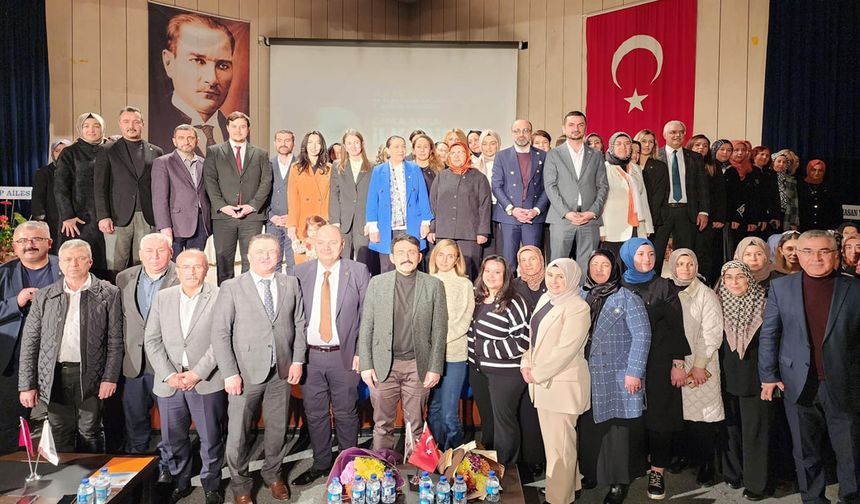 Burdur'da AK Parti Kadın Kolları 7. Olağan Kongresi coşkuyla gerçekleşti