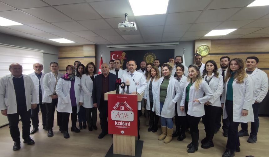 Eczacı Odası Başkanı Eren: 2025 yılı daha da karanlık bir yıl olarak anılacaktır