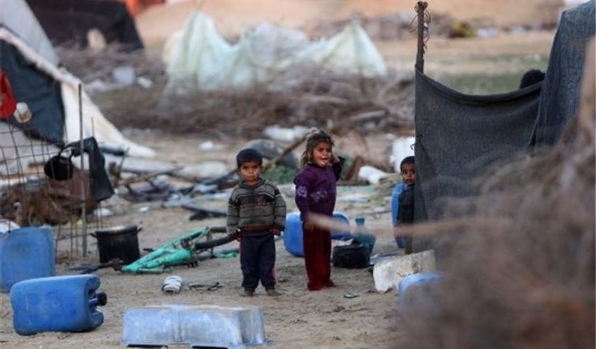 İsrail’in Gazze’deki okul saldırısında biri çocuk 5 Filistinli hayatını kaybetti