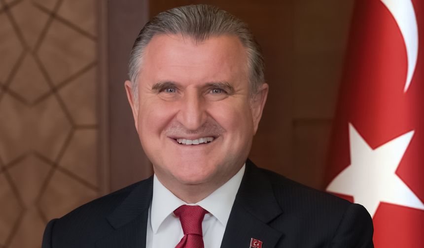 Bakan Bak'tan Süper Lig Şampiyonu Galatasaray'a tebrik mesajı