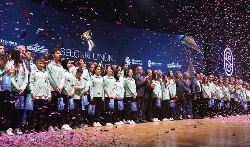 Konya Selçuklu’nun başarılı sporcuları ödüllendirildi