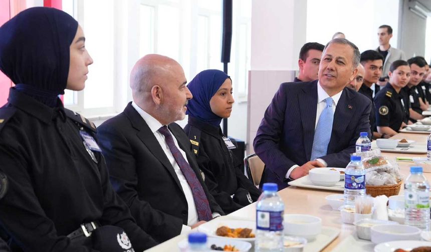 İçişleri Bakanı Ali Yerlikaya, Polis Akademisi’ni ziyaret etti