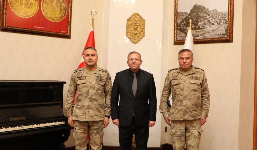 Jandarma Komutanlarından Vali Polat’a ziyaret