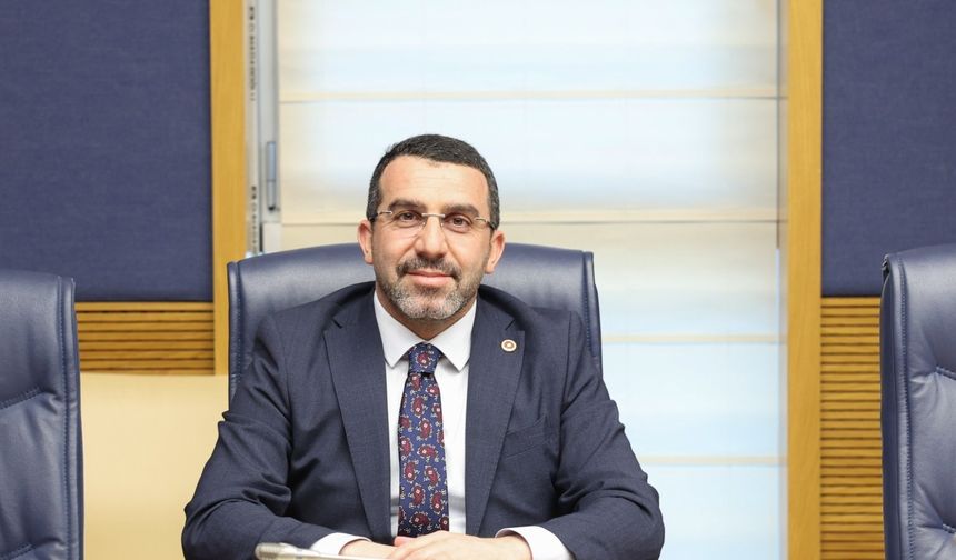 Kars Milletvekili Adem Çalkın, CHP Genel Başkanı Özgür Özel’e yönelik yapılan saldırıyı kınadı