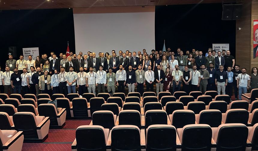 Dicle Üniversitesi’nde “Estetik Meme Cerrahisi Bölge Toplantısı” düzenlendi