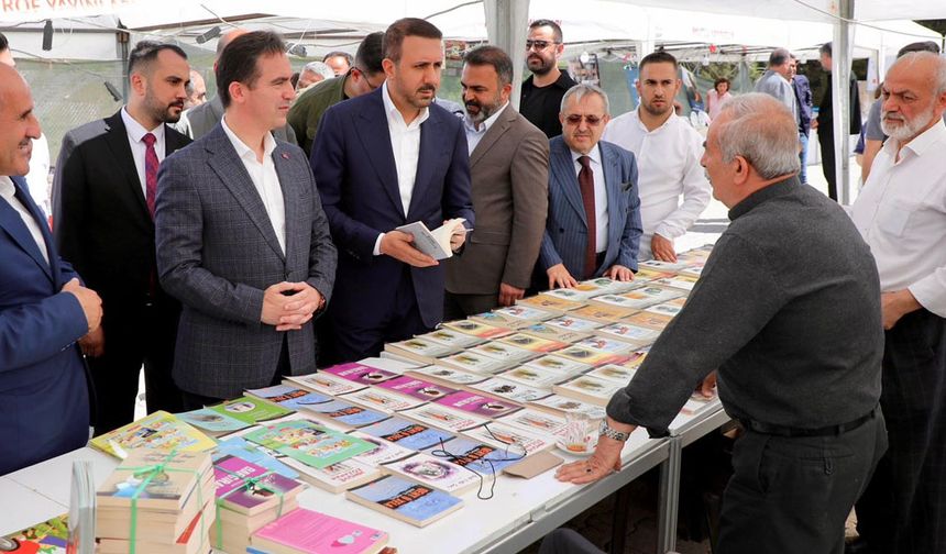 Bitlis Kitap Fuarı’na yoğun ilgi