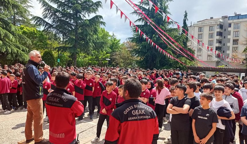 Darıca’da özel bireylere afet ve tatbikat eğitim