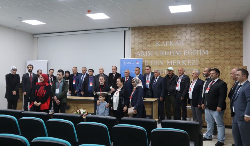 Ardahan’da Kafkas Arısı Çalıştayı gerçekleştirildi