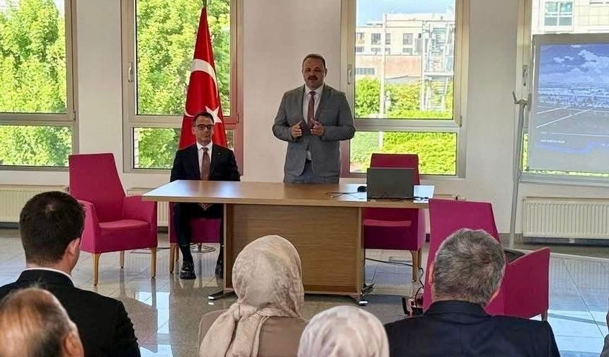Aksaray Üniversitesi Rektörü Prof. Dr. Alpay Arıbaş’tan Almanya’da eğitime katkı ziyareti