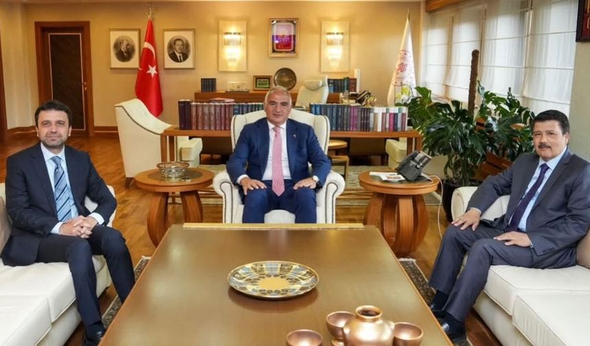 Kaş ve Kalkan’daki turizm belgesi sorunu Bakan Ersoy’a iletildi