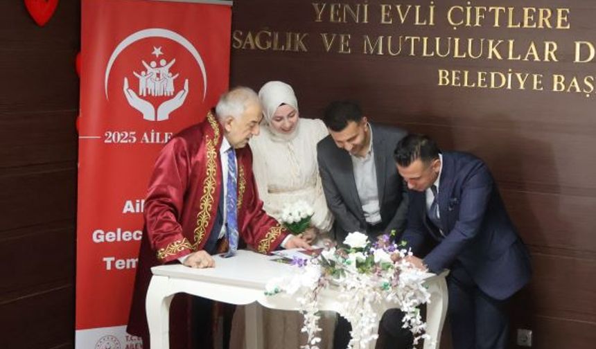 Erzurum'da Aile Yılı'na özel nikah