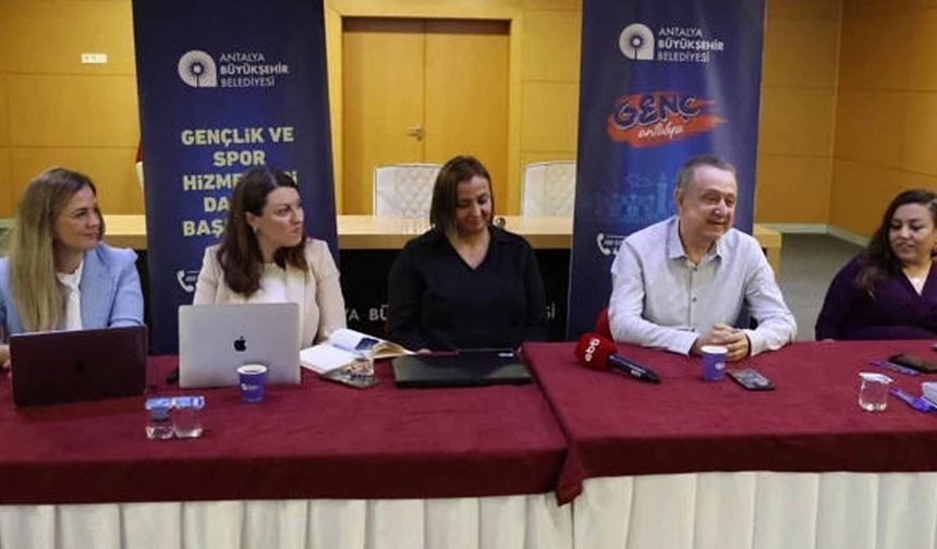 Antalya Büyükşehir gençlik çalışmalarını geliştiriyor