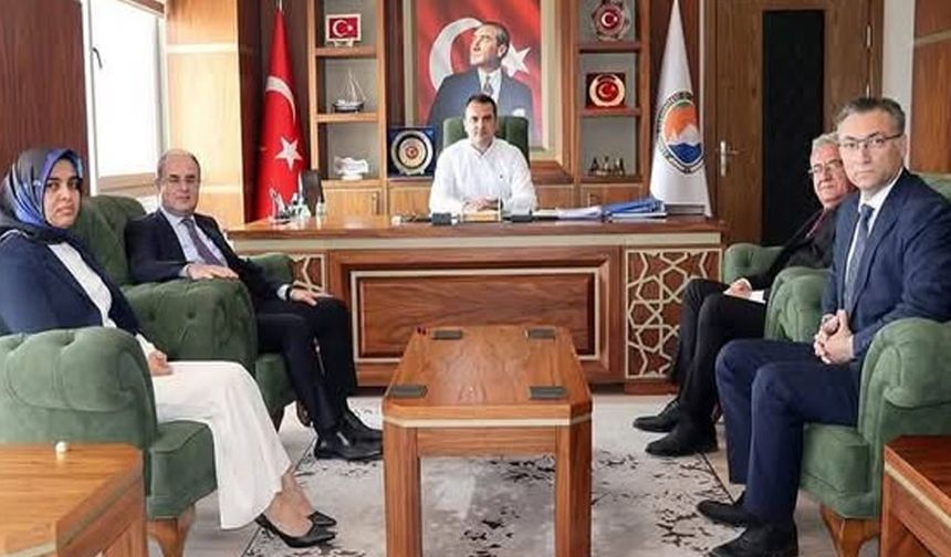 Finike Vergi Dairesi hizmete girdi