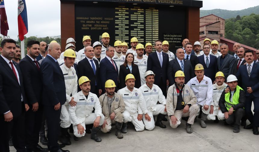 GMİS yönetimi, Bakan Bayraktar ile bir araya geldi