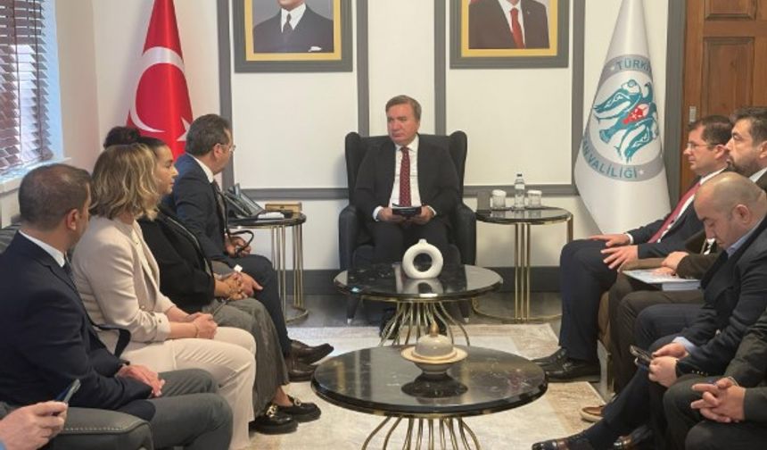 TİMBİR'den Erzincan Valisi Doç. Dr. Aydoğdu’ya ziyaret: "Burada ötekileştirme kültürü yok"