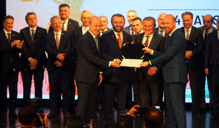 Bakan Osman Aşkın Bak: Üniversiteler sporun merkezi olmalı