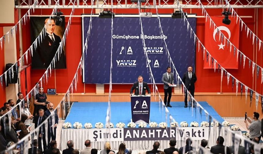 Ağıralioğlu Gümüşhane'de: MHP ve AK Parti kurdurdu bizim partimizi