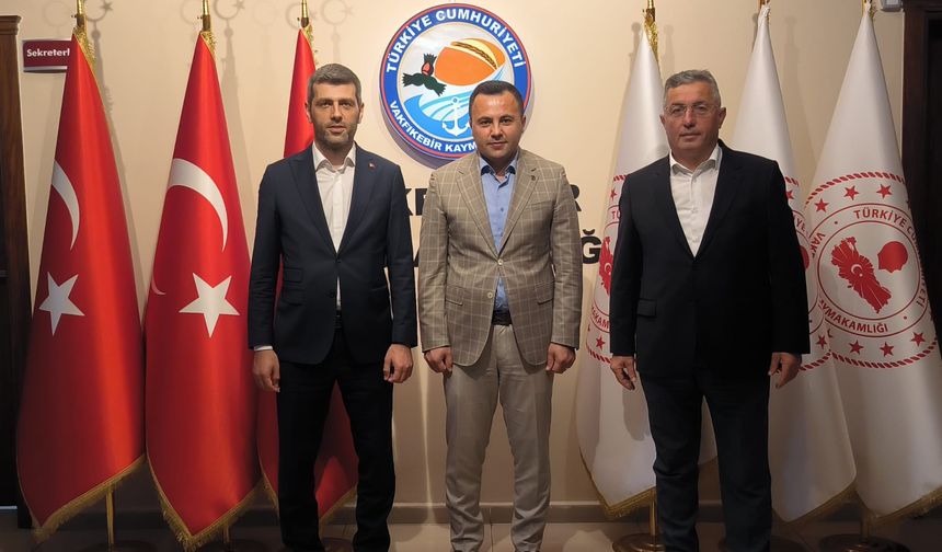 MEB Bakan Danışmanı Alp’den Kaymakam Dr. Uzan’a ziyaret