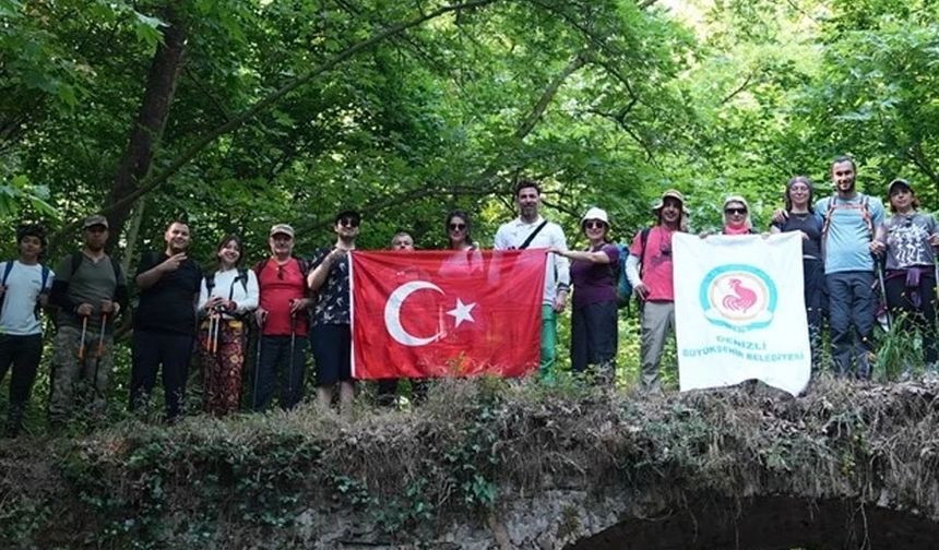 Denizlililer doğada nefes aldı