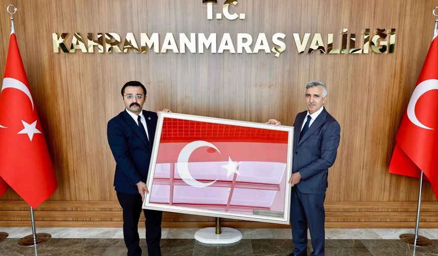 Kahramanmaraş'ta Şahbazlı'dan Vali Ünlüer'e anlamlı hediye