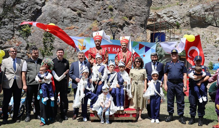 Artvin'de 18 çocuk için toplu sünnet şöleni gerçekleştirildi