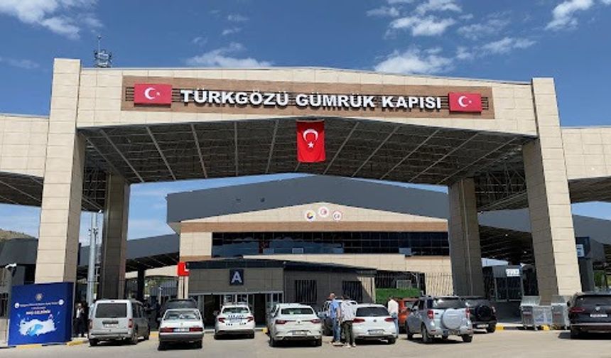 Türkgözü Sınır Kapısı 22 ayda 272 bin aracı ağırladı