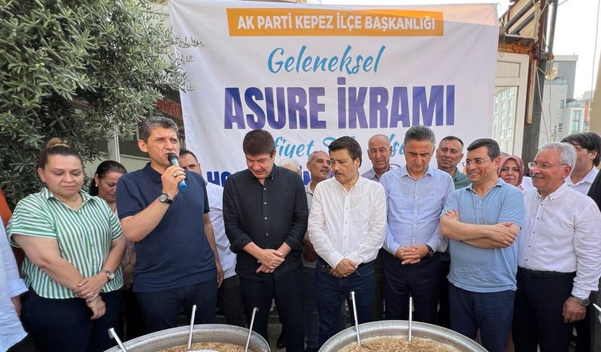 AK Parti Antalya’da sahada tam kadro: Vatandaştan tam not