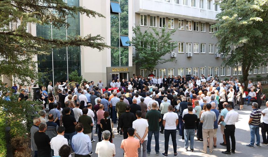 Prof. Dr. Lale Karabıyık, Uludağ Üniversitesi’nden uğurlandı