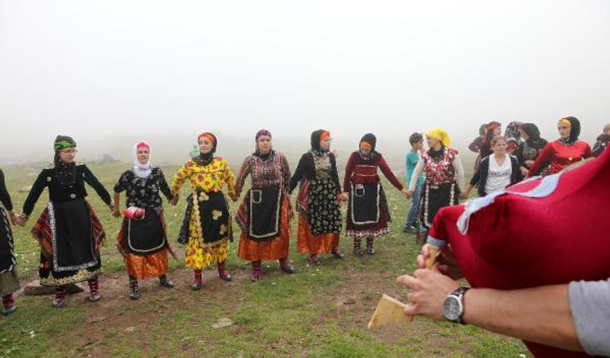 Kaçkarların zirvesinde kültür ve doğa şöleni