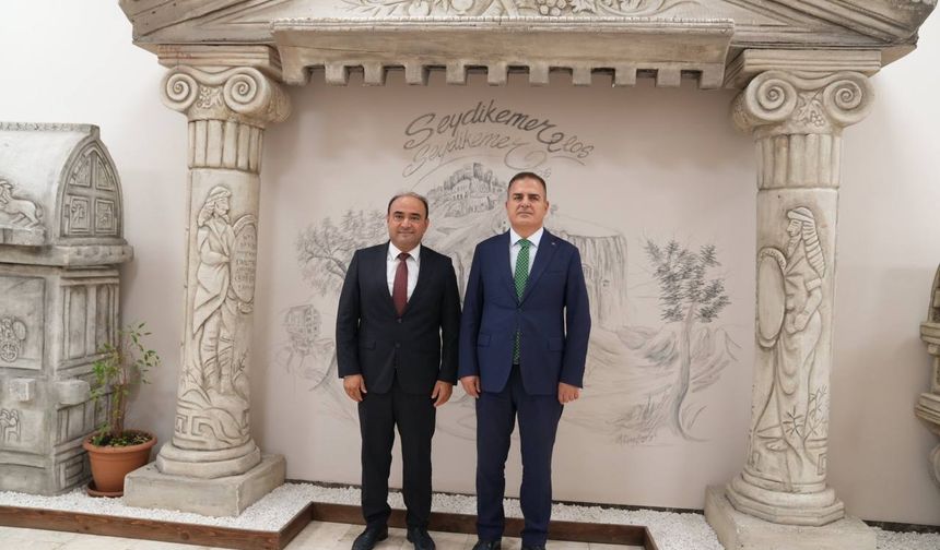 Vali Akbıyık'tan Başkan Akdenizli'ye ziyaret