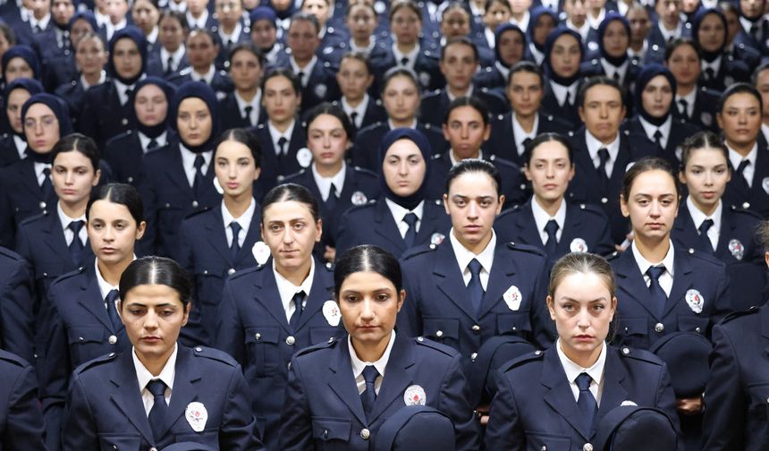 277 yeni mezun polis adayı büyük heyecan yaşadı