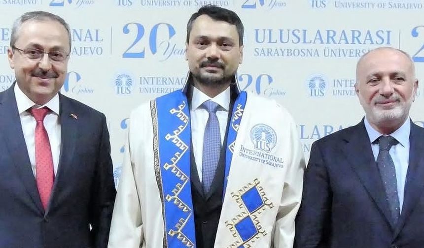 Uluslararası Saraybosna Üniversitesi’nde Bayrak Değişimi