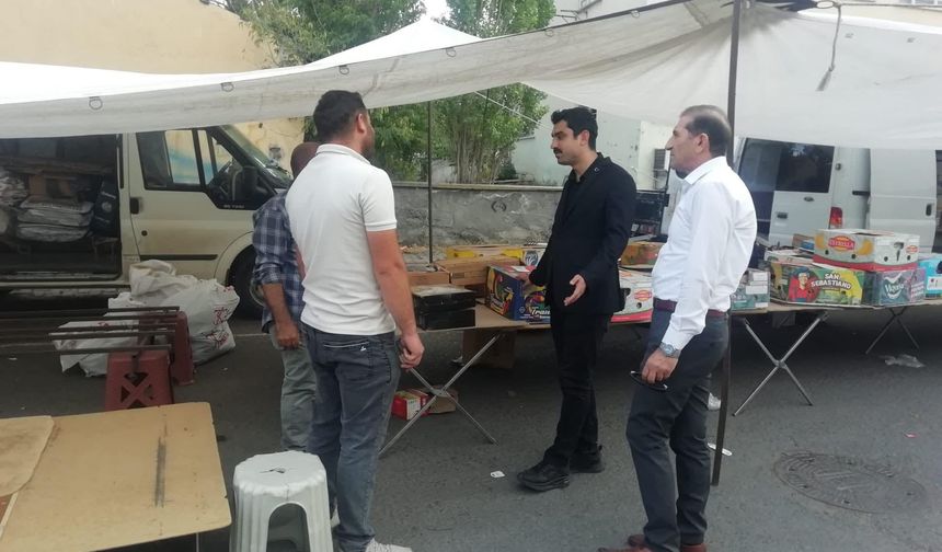 Kaymakam Muhammed Emin Tutal, Halk Pazarı’nda Esnafa hayırlı işler diledi